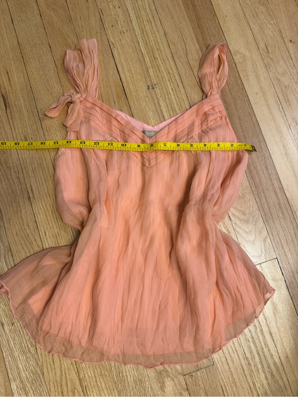 Vintage Forever 21 Peach V-Neck Pleated Silk Tank - Picture 6 of 7